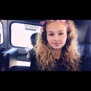 Meet your Posher, Stefanie